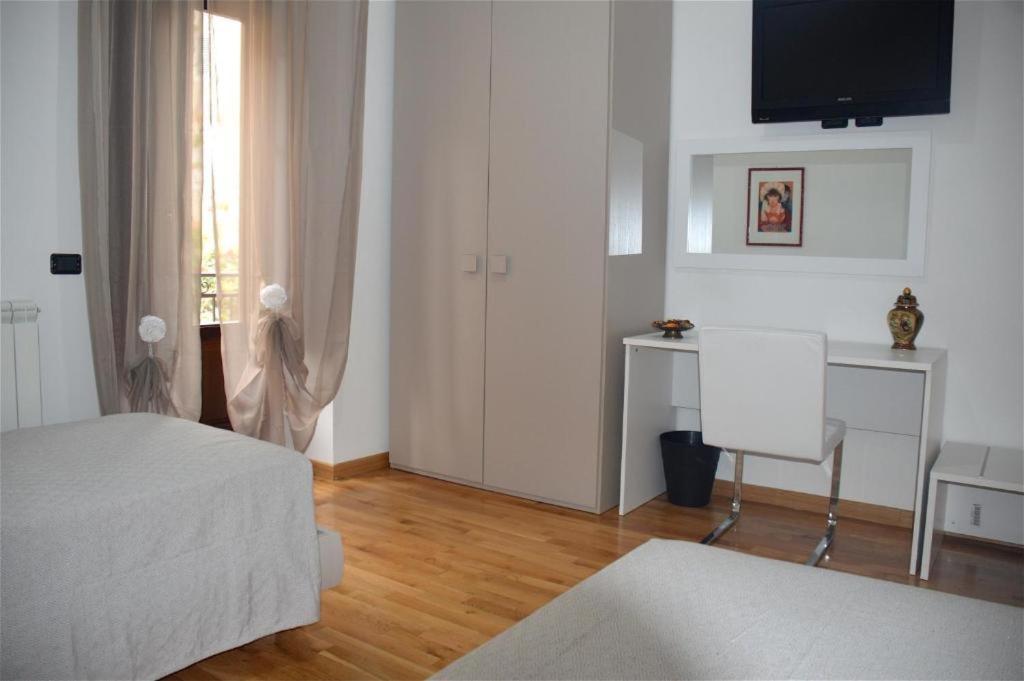 B&B Porta Delle Madonie Campofelice Di Roccella Eksteriør billede